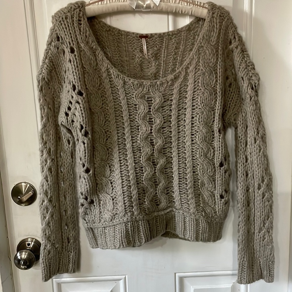 FREE PEOPLE acrylic/wool blend sweater XS